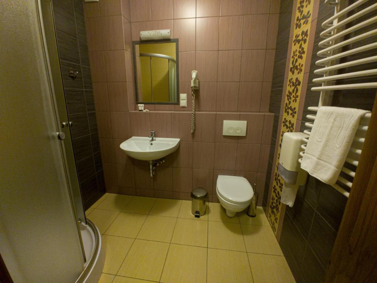 Zajazd U Dziadka Opole Esterno foto