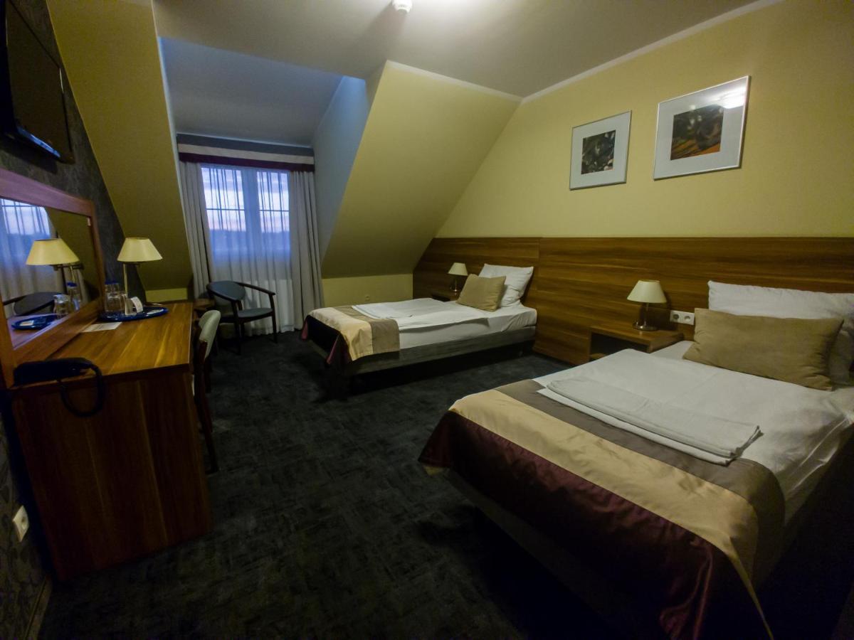 Zajazd U Dziadka Opole Esterno foto